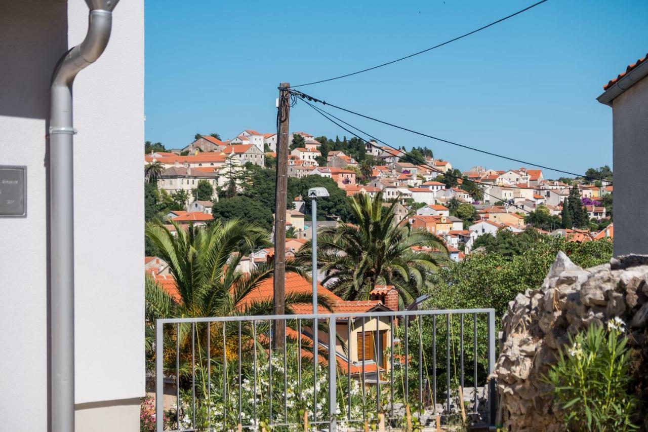 Apartmani Beatrice Mali Losinj Ngoại thất bức ảnh